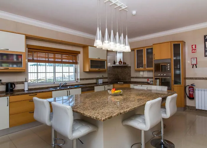 Luxury With Private Pool, Gym & Leisure By Gale Lm25 Guia (Faro)