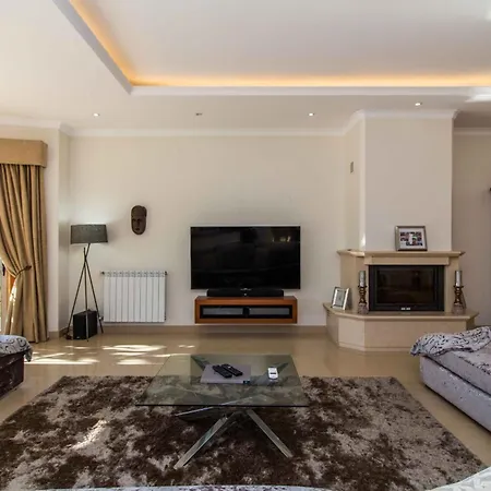 Luxury With Private Pool, Gym & Leisure By Gale Lm25 * Guia (Faro)