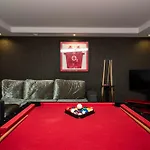 Luxury With Private Pool, Gym & Leisure By Gale Lm25 Βίλα