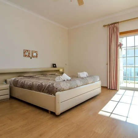 Luxury With Private Pool, Gym & Leisure By Gale Lm25 * Guia (Faro)